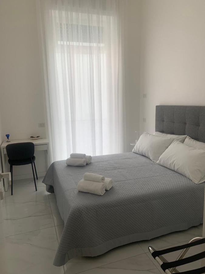 Appartamento Incantevole A Chiaia 나폴리 외부 사진